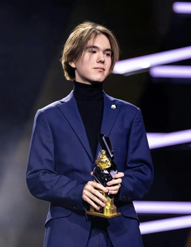 BLAST春季小组赛前瞻：新春佳节盛宴再临，豪门新阵闪亮登场