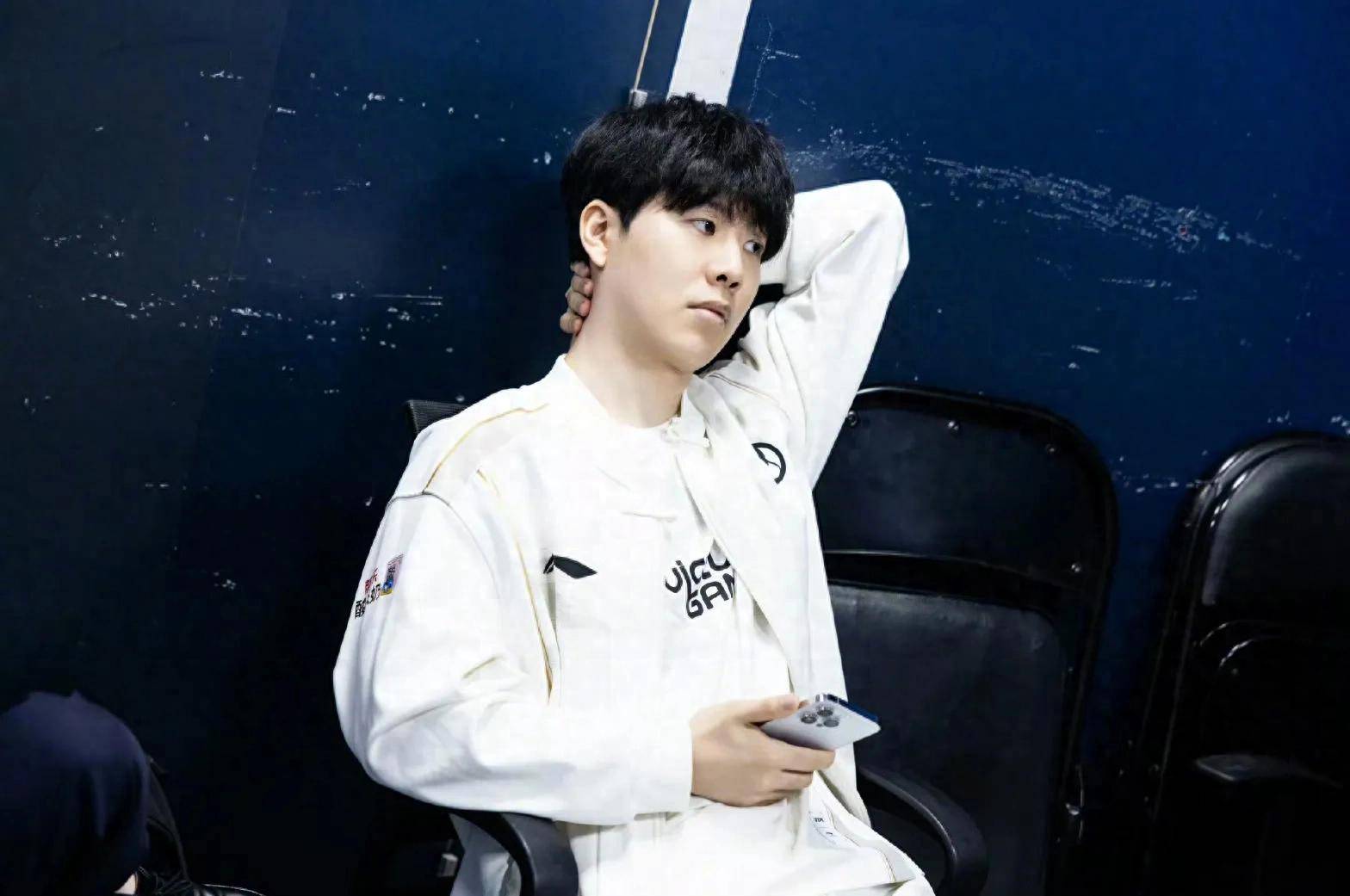 官方： Gumayusi 加入 Hanwha Life Esports